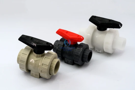 Valvola a sfera compatta in PVC standard DIN ASTM ISO